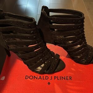 Donald Pliner Adelia Sparkle sandal.  Brand new in box!